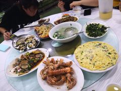 -红月湾海鲜饭店•沙滩海景(双月湾店)