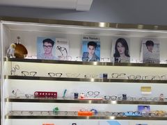 -视野联行眼镜蔡司·依视路官方授权店(顺城店)