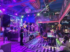 -Famous肥猫墨西哥音乐餐吧(五棵松华熙LIVE店)