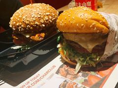 -The Habit Burger Grill 哈比特汉堡(复兴soho店)