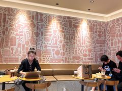 -星巴克臻选(上海中环广场2F店)