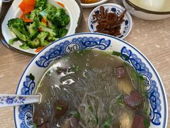 鸭血粉丝汤-老上海里弄味道(知春路店)