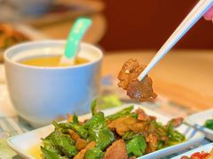 -老乡鸡(上海白玉兰广场店)