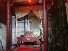 -暴风岛沉浸式体验馆(百联世纪店)