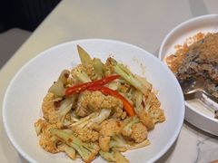 -渔语鱼酸菜鱼新川菜(来福士店)