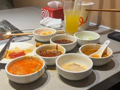 -海底捞火锅(新松江路生日主题店)