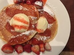 -Pancakes on the rocks(Darling Harbour)
