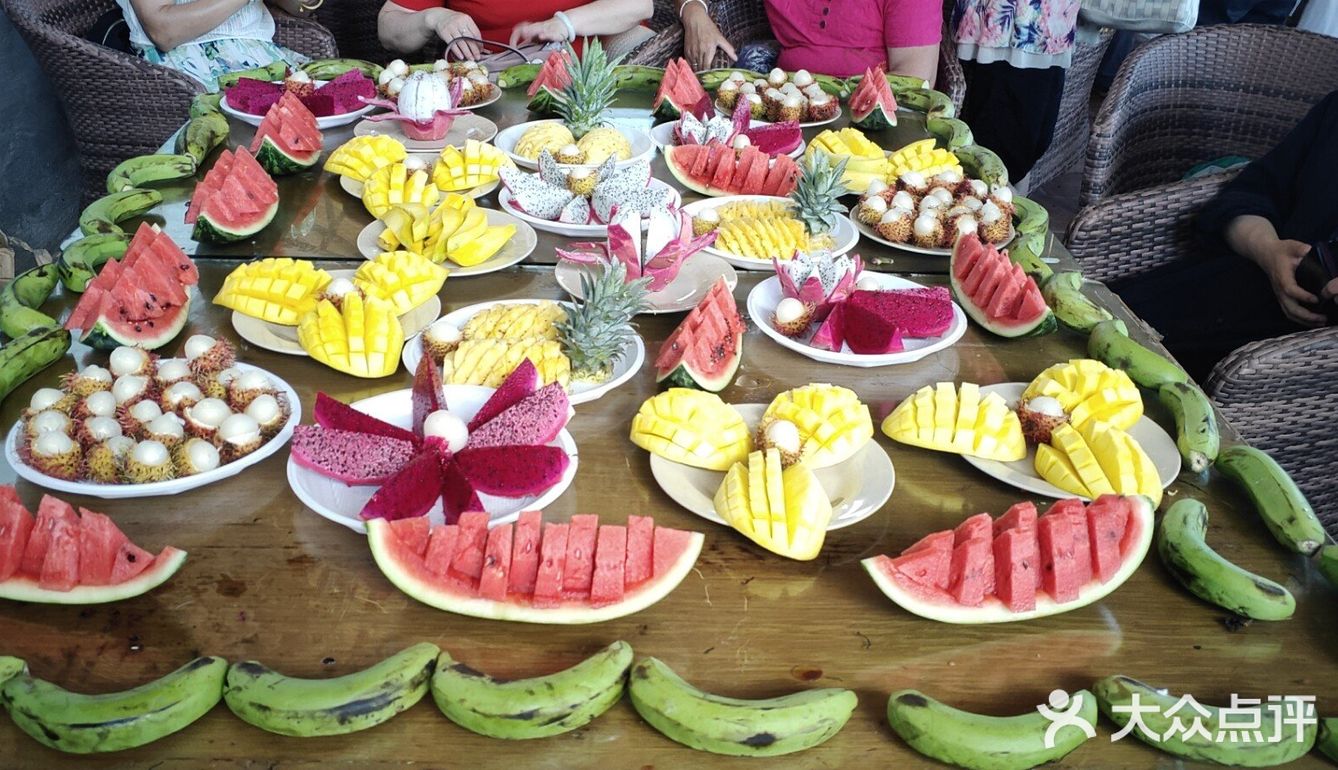 拿照片一问起他们还会记得这是芽庄！其他的也就可圈可点了