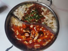 -德林酸菜鱼火锅(南丹店)