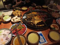 -周小明火锅(黑金冠社区店)