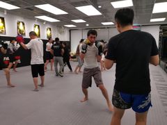 -成杰格斗·拳击·柔术·防身术(建设路店)