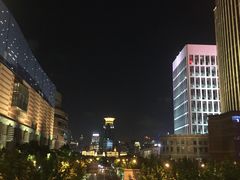-陆家嘴空中步行连廊