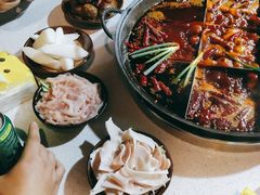 -正贰捌经重庆老火锅(建设路店)
