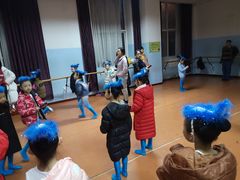 -陕西省小天鹅艺术团