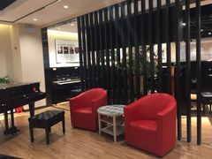 -柏斯音乐艺术中心·钢琴·吉他(上音店)