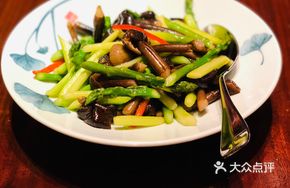 Asparagus Lily Mushroom
