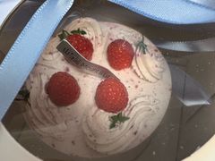 -山与蓝·轻糖鲜果蛋糕(勒泰店)