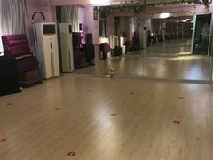 -雅米拉艺术中心(少儿舞蹈培训)