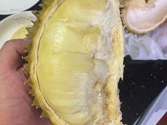 -百联临沂购物中心(临沂路店)