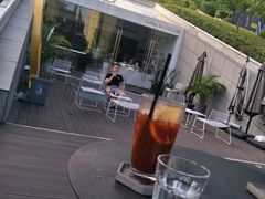 -UNI UNI(环亚凯瑟琳店)