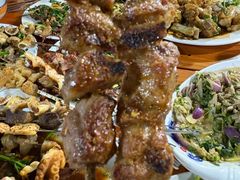 -超越海鲜屋(飞龙物业店)