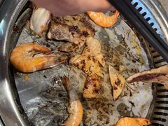 -金滏山烤肉·海鲜·火锅自助餐厅(襄阳万达店)