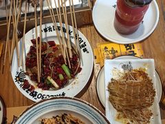 -喝丢一只鞋海鲜烧烤·海肠捞饭(文体街店)