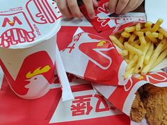 -华莱士·全鸡汉堡(海口政法学院店)