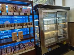水产区-红宝石·鲜奶小方·海派西点房(金杨店)