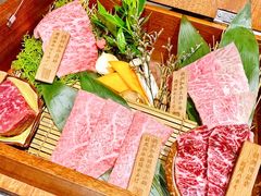 -山川小町·极番烧肉(新地假日广场店)