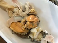 -樾餐厅泰式海鲜火锅(民歌湖店)
