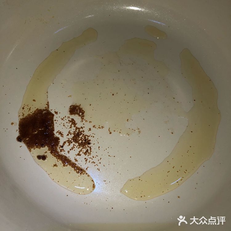 一盘适合一家老少享用的开胃菜榨菜炒鸡肉