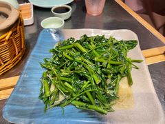 -潮界(凯德晶萃店)