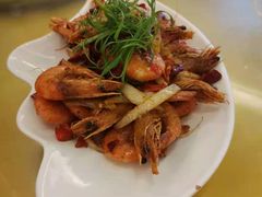 -覃记海鲜美食餐厅