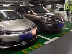 -奉贤宝龙城市广场·停车场