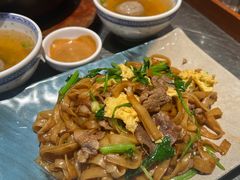 干炒牛河-潮界(虹桥新天地店)