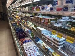 -绿叶子超市(公园大道店)