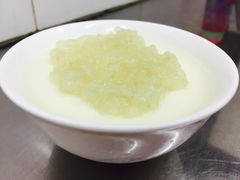 燕窝炖奶-添發碗仔翅美食