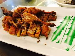 -金丰鱼庄(四团店)