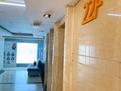 -花儿照相馆·最美证件照(红旗街万达店)