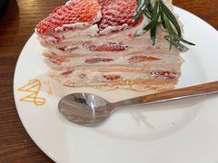草莓千层-Miss Q Family甜品·蛋糕·法甜咖啡