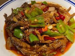 -六福烧烤酒馆(秦隆步行街店)