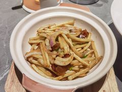 腊味花生苗-佬太公海鸭·海鲜大排档(上海总店)