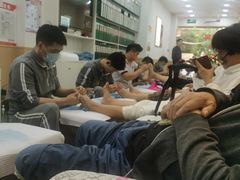 -郑远元专业修脚房(宣化路店)