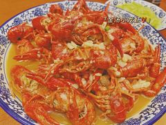 -琥珀老六龙虾(四里河店)