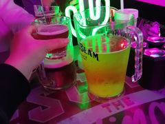 -UP嘻哈酒吧(粉巢店)