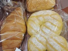 -Caidie Bakery采蝶轩(百越店)