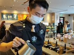-星巴克臻选(金桥国际店)
