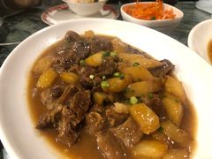 土豆烧牛肉-东方亚克西餐厅(西康路店)