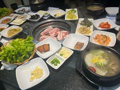 -青松馆韩国料理(香港中路佳世客店)